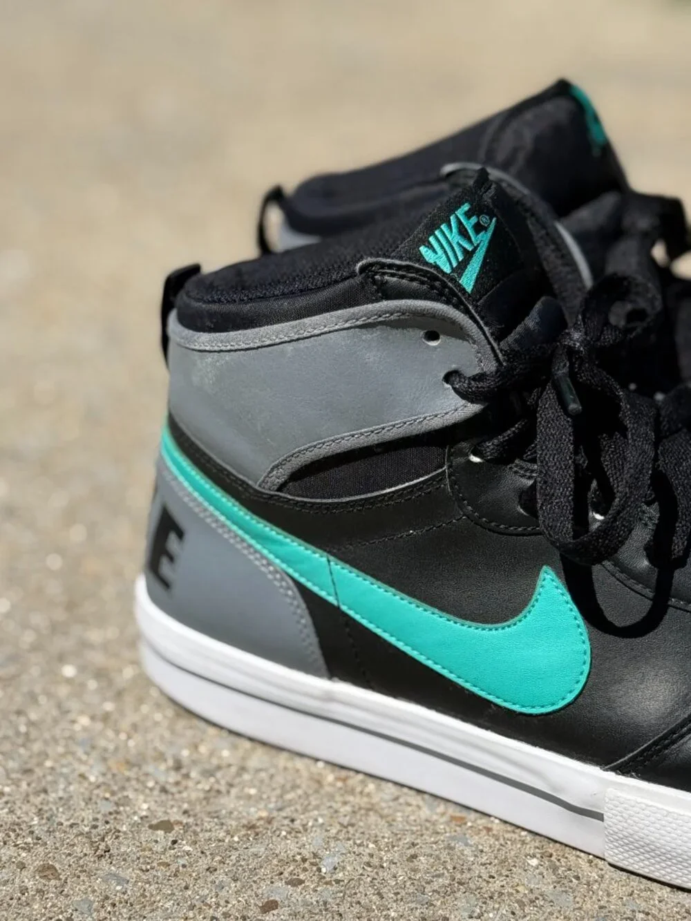 Nike Big High AC Mens 10.5 Black Teal High Tops Y2K Skate Streetwear Retro4247